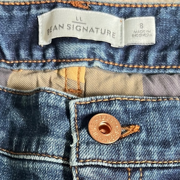 L.L. Bean Blue Jeans with Red Accents - Picture 5 of 7